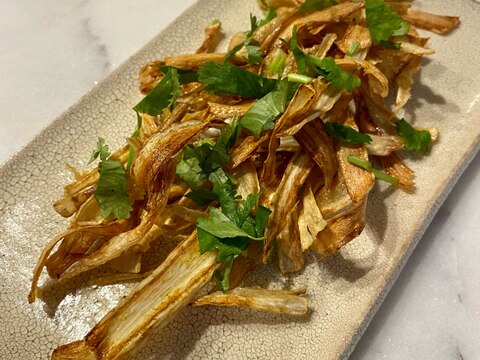 主夫がつくるカレー味のごぼうチップス　おつまみに